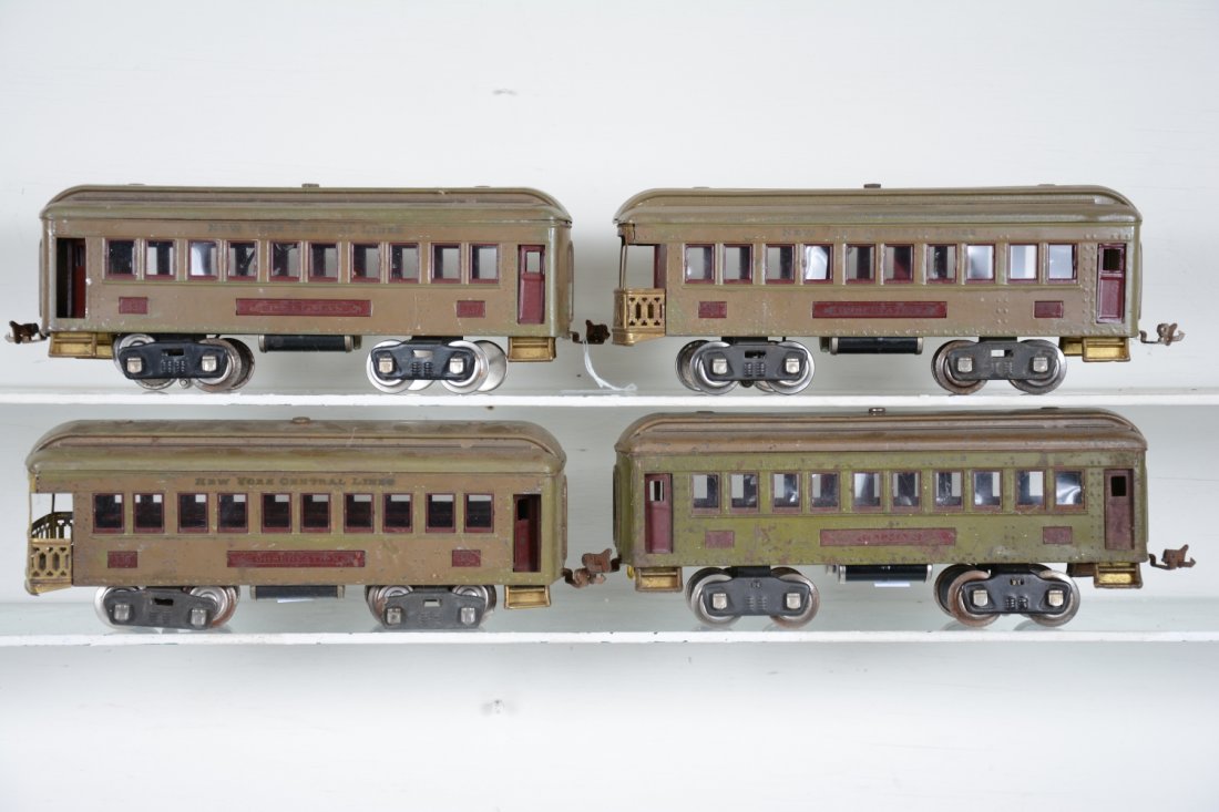 Lionel Standard Gauge Passenger Cars: Includes 2 #337 Pullmans, 1 is olive; 2 #338 observations, otherwise mojave, some touch-up, C5