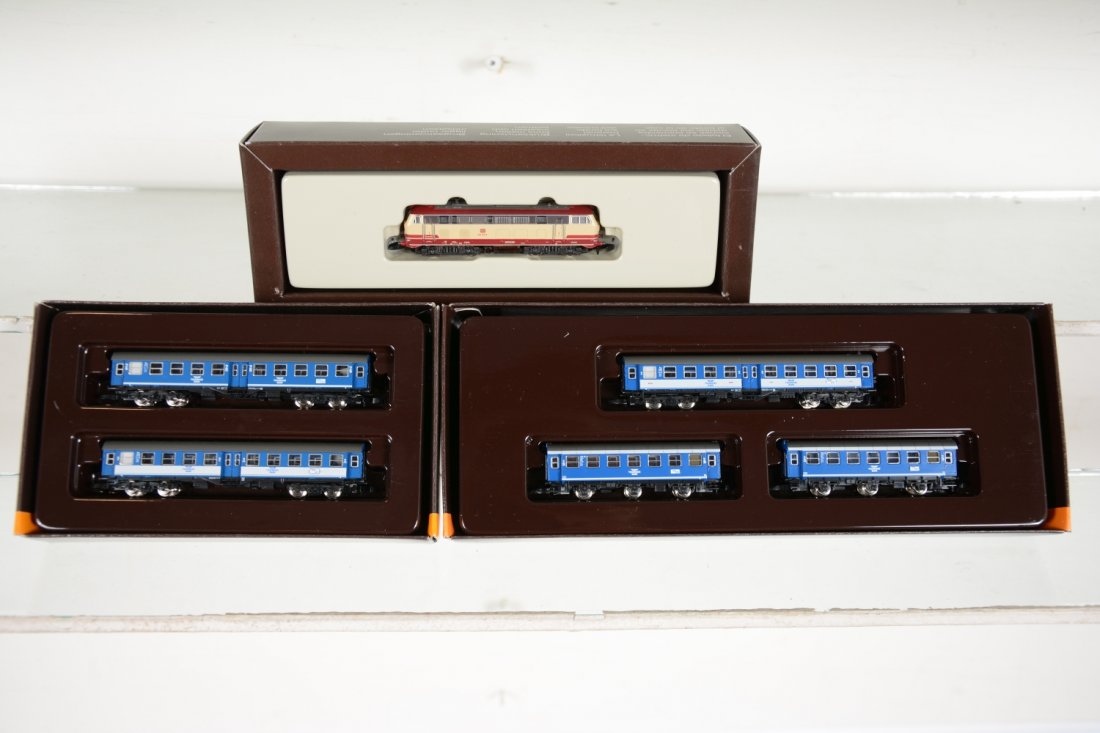 Marklin Z Gauge Tegernsee Passenger Set: Includes an 8880 DB diesel; 87071 3-car set; 87072 2-car extension set. All are new in boxes, C10