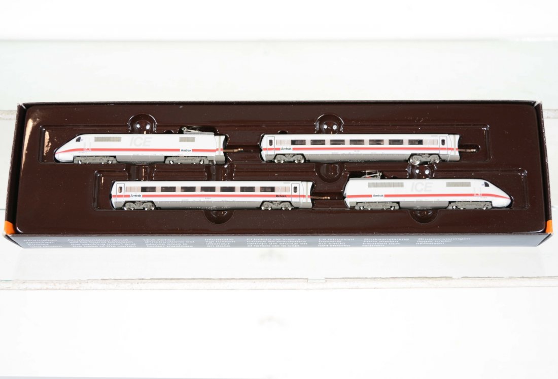 Marklin Z Gauge 88711 ICE Amtrak Streamliner: Nice 4-car electric articulated streamliner with interior and lights. It is new in set box, C10