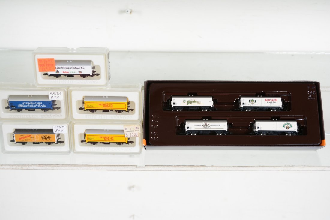Marklin Z Gauge Beer Cars: Includes an 8208 4-car set; 2 #8632 Eichof; 8603 Monchshof; 8646 Rothaus; Blatz. All are new in boxes, C10