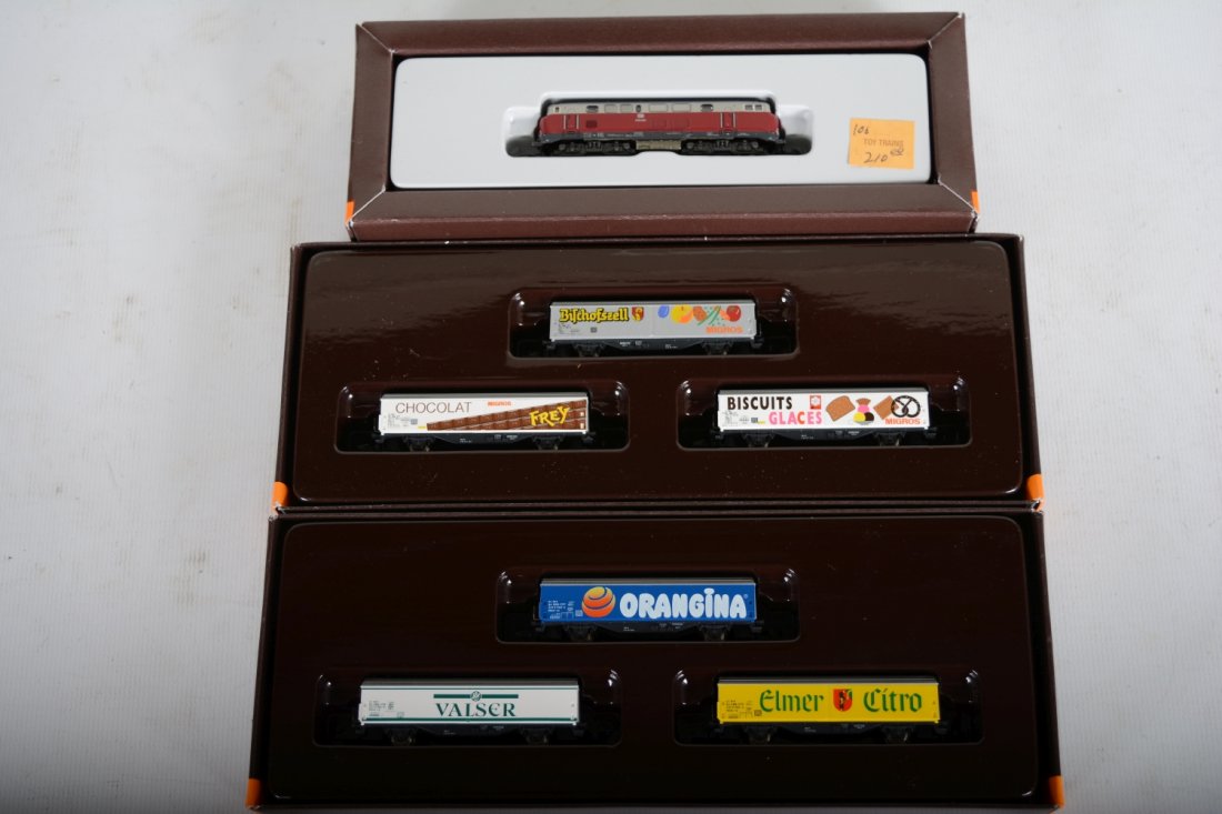 Marklin Z Gauge DB Diesel Freight Train: Includes an 8866 BO-BO diesel; 8210 3-car reefers; 8201 3-car reefers. All are new in boxes, C10