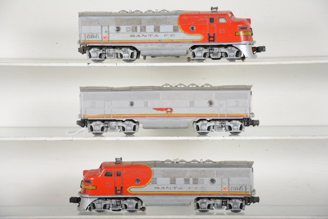 Lionel 2343 SF ABA Diesels: Matched well played with set with repaired battery damage and some touch-up on power cab. They show moderate to heavy playwear, C4-5