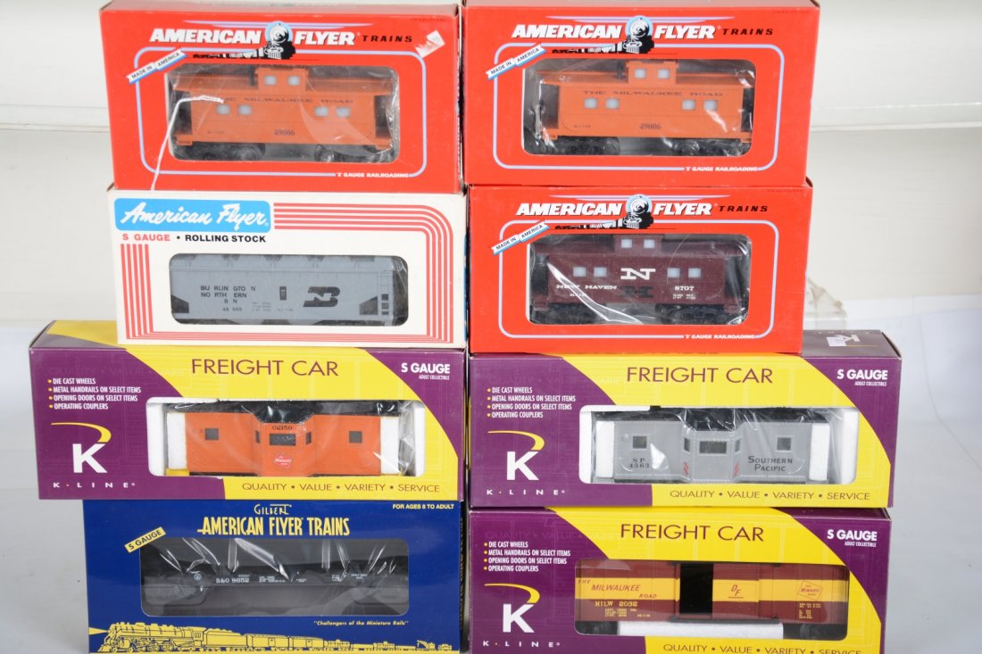 Modern S Gauge Freight Cars: Includes Lionel American Flyer 2 #49006 MR cabooses; 48707 NH caboose, ob has tear; 48540 B&O girder car; 48605 BN hopper; K-Line 511-029 MR boxcar; 511-026 MR caboose; 511-024 SP caboose. All appear 