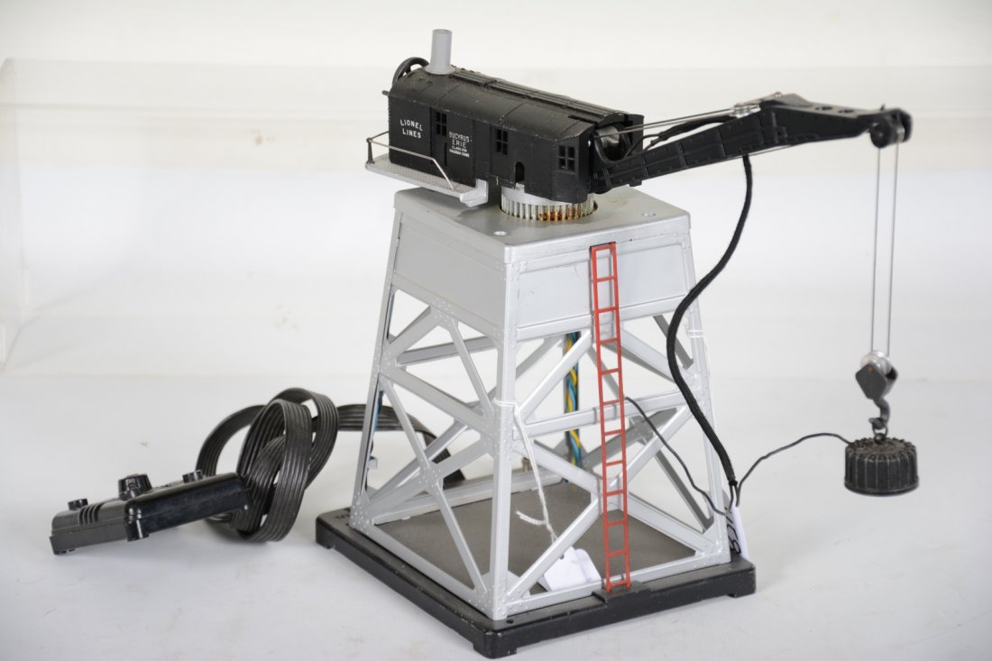 Clean Lionel 182 Magnetic Crane - Nov 15, 2014 | NETTE Auctions in CT