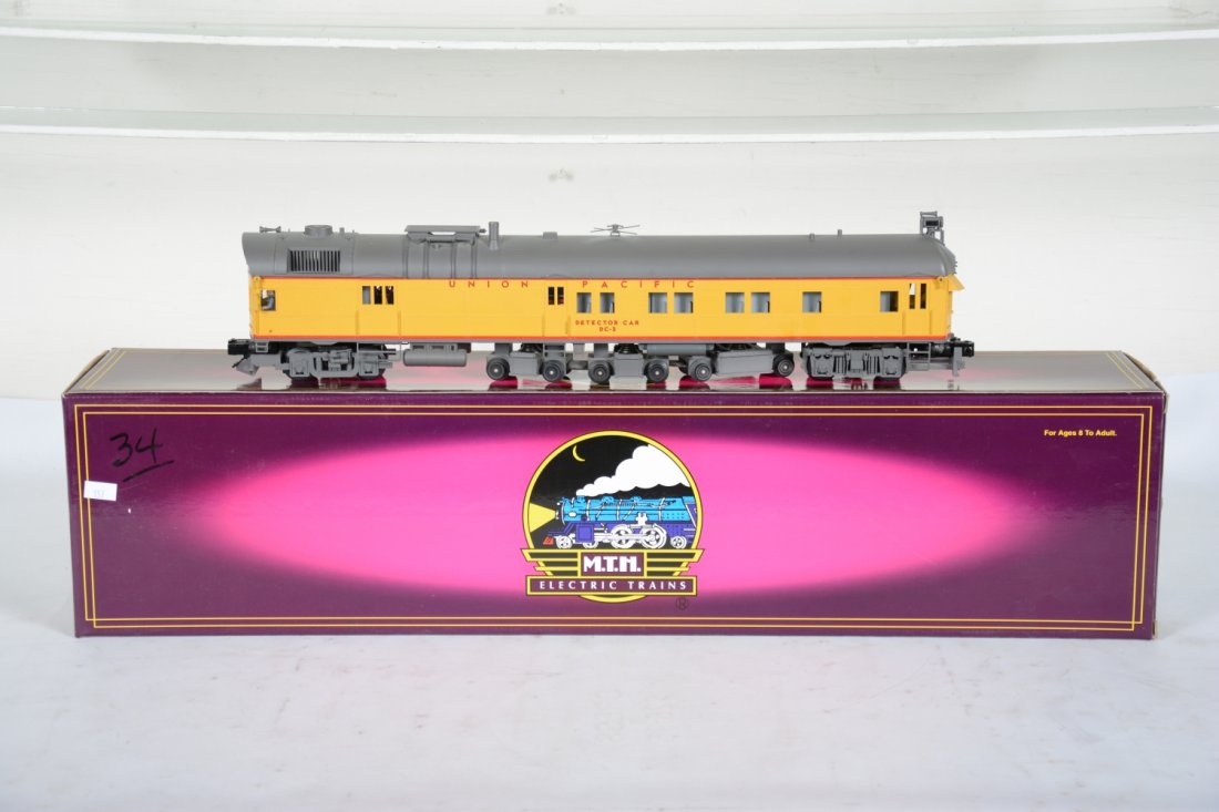 MTH 20-2242-1 UP DC-3 Rail Inspection Car: 072. Interesting powered unit equipped with ProtoSounds 2.0. It has been test run with box, C10