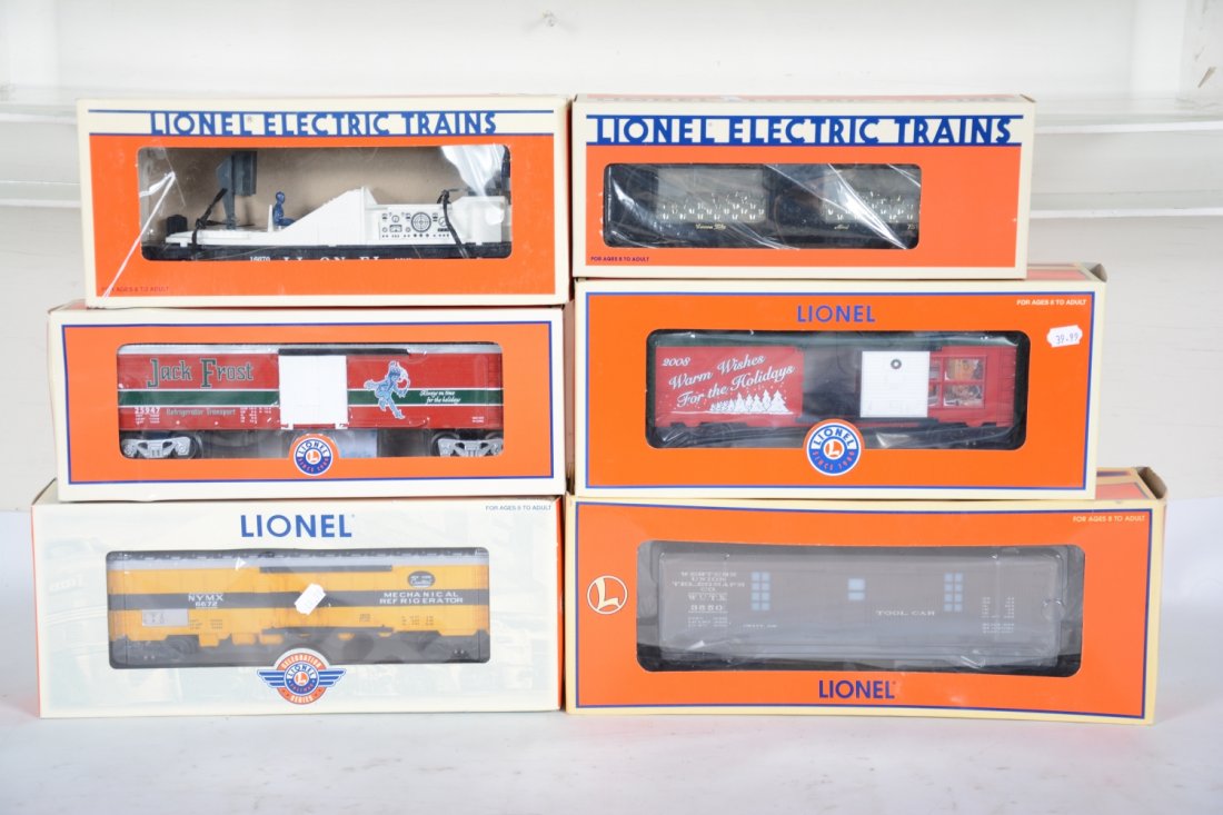Lionel Freight Cars: Includes 19572 Celebration 6672 reefer; 16670 TV car; 7518 Carson City Mint car; 19992 LRRC tool car; 25947 Jack Frost reefer; 25061 2008 Christmas BC. All appear Like new with boxes, C9-10