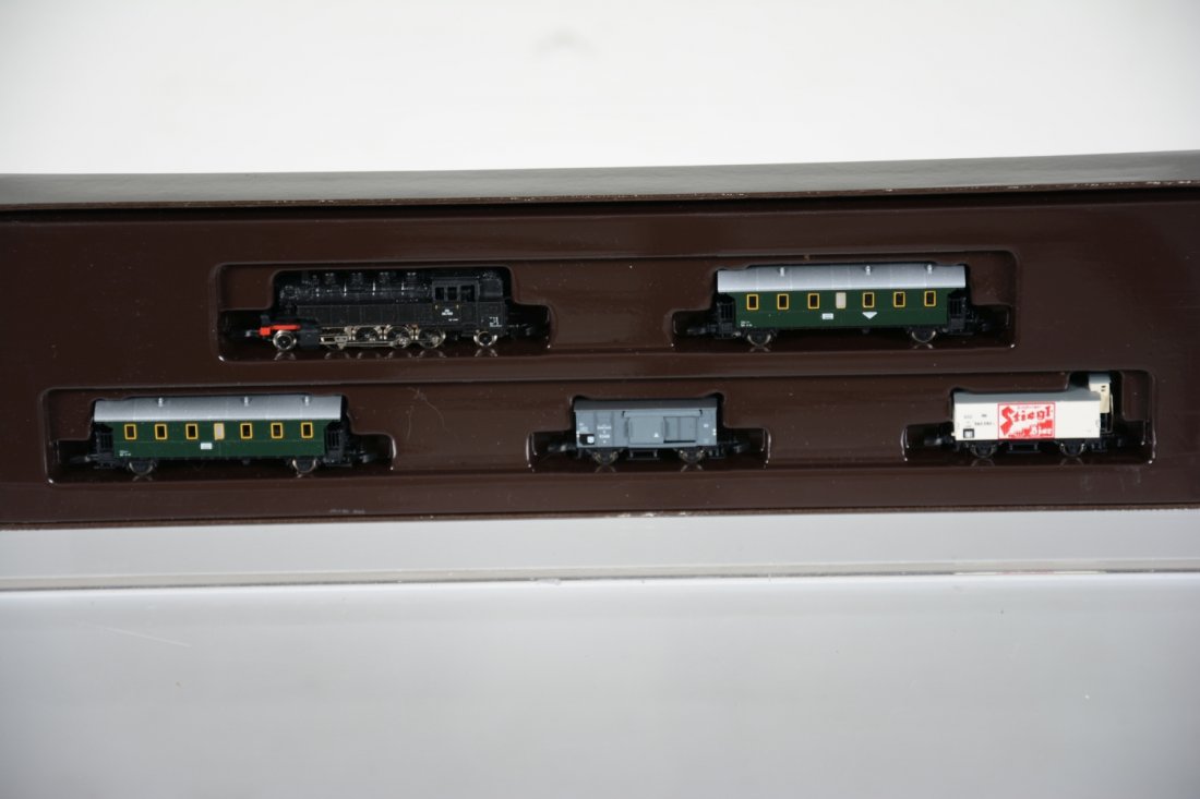 Marklin Z Gauge Steam Set 81417: Includes a class 86 2-8-2 tank loco; 2 coaches; goods wagon and Stiegl Beer reefer. Set is new in set box, C10