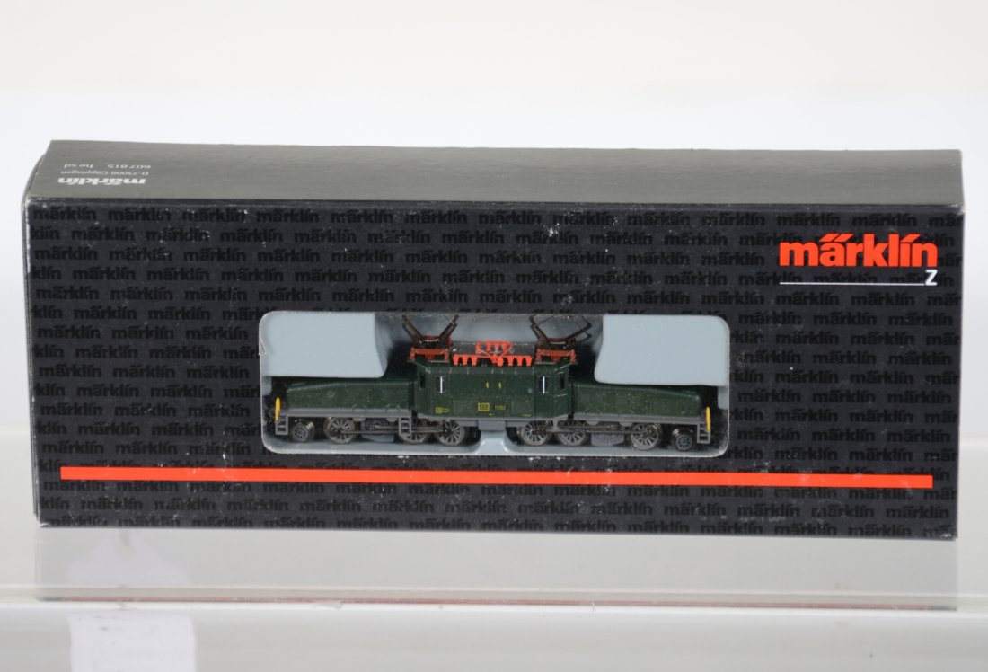 Marklin Z Gauge 8856 Crocodile Electric: Nice 2-6-6-2 articulated electric loco. It shows light runtime with C9 body and box.