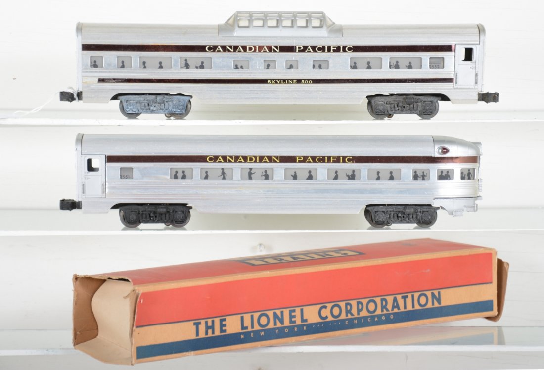 Lionel 2552 & 2551 CP Passenger Cars: Includes a 2552 Skyline 500 vista dome, stripes reattached; 2551 Bannif Park observation, missing 1 lower stripe 1 side with worn box. Cars are clean and aluminum shows light wear, C7