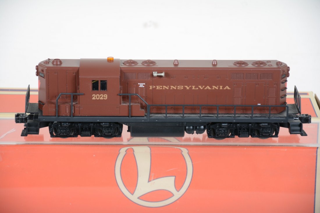 Lionel 18870 PRR GP-9 Diesel: Nice loco equipped with Command control, RailSounds with TowerCom & CrewTalk. It shows light runtime with C9 body with box.