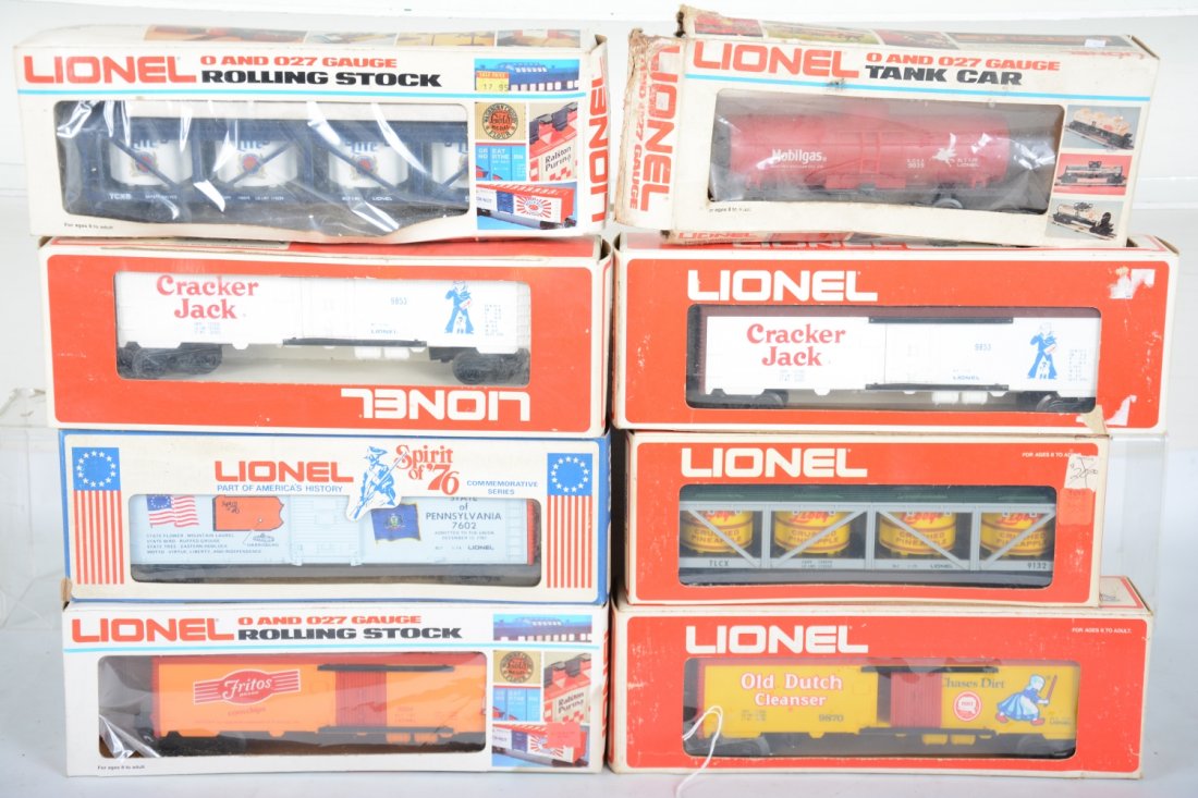 Lionel MPC Freight Cars: Includes 7602 PRR boxcar; 2 #9853 Cracker Jack reefers; 9106 Miller Beer vat car; 9039 Mobile tank; 9132 Pineapple vat car; 9870 Dutch Cleanser reefer; 9884 Fritos reefer. All show light runtime with 
