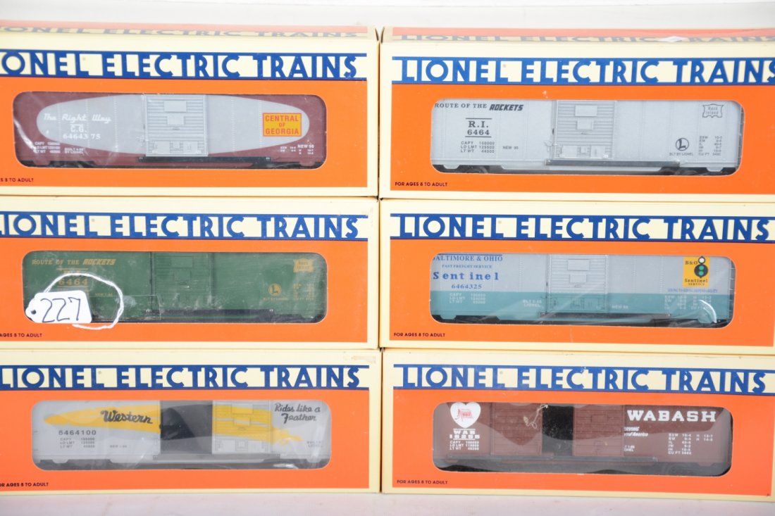 Lionel Modern 6464 Boxcars D: 19258 RI; 16255 Wabash 2-door; 19279 C of G; 19259 WP; 19289 RI; 19278 B&O Sentinel, all are new in boxes, C10