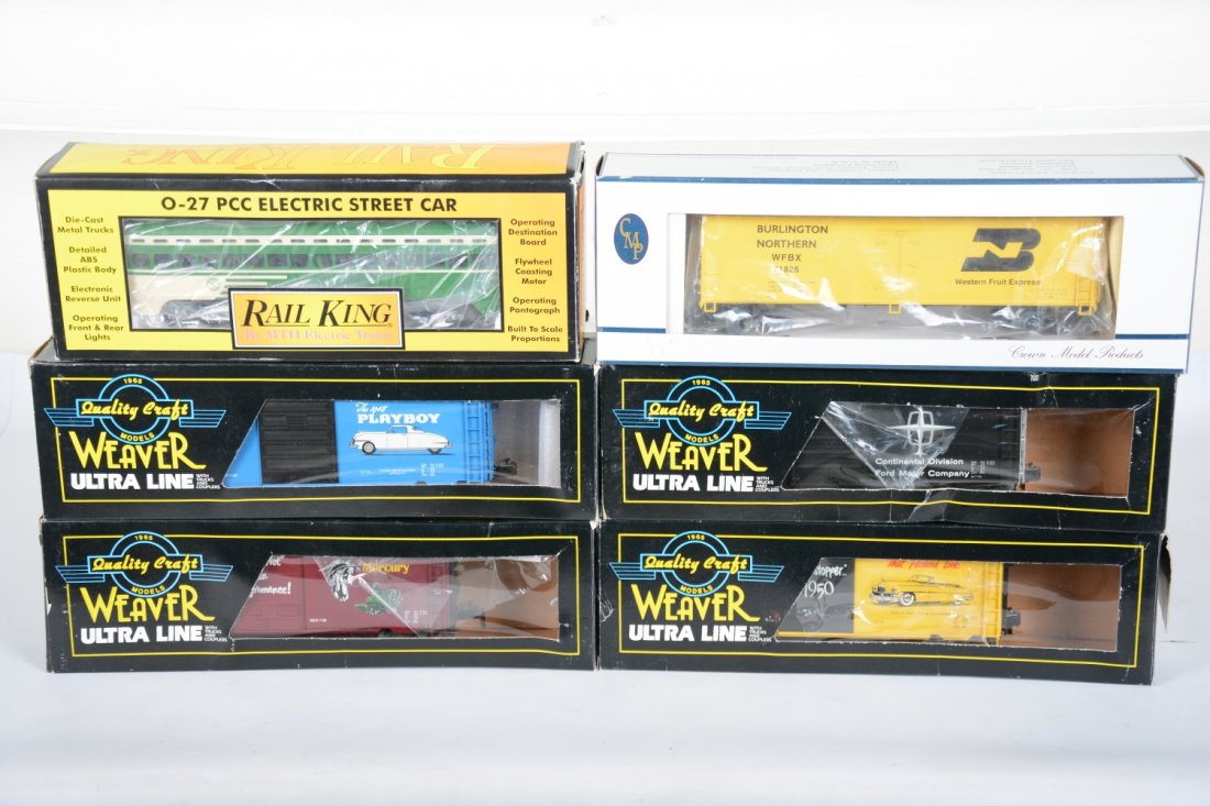 Modern Freight Car & Trolley Lot: Includes an MTH 30-2504-0 San Francisco trolley; Crown 4000 Burlington reefer; 4 Weaver Freight cars. All show very light signs of use with boxes, C8-9