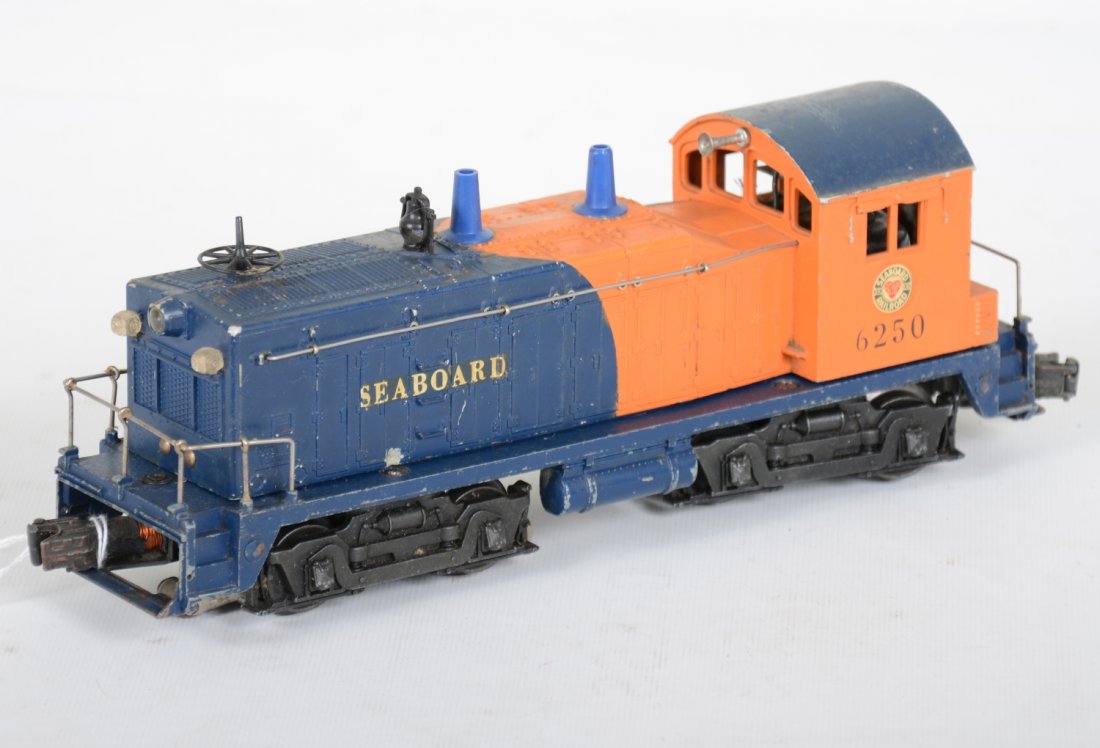 Lionel 6250 Seaboard NW2 Diesel: Great pulling diesel with 95% decals over-all. Unit shows moderate playwear, dirty C5+-6