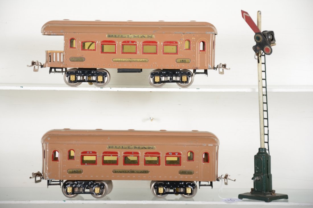 Ives Group: Includes matching 185 Pullman & 186 observation. Very clean & shiny with some flaking on 1 roof, otherwise C7; 301 semaphore, C5+