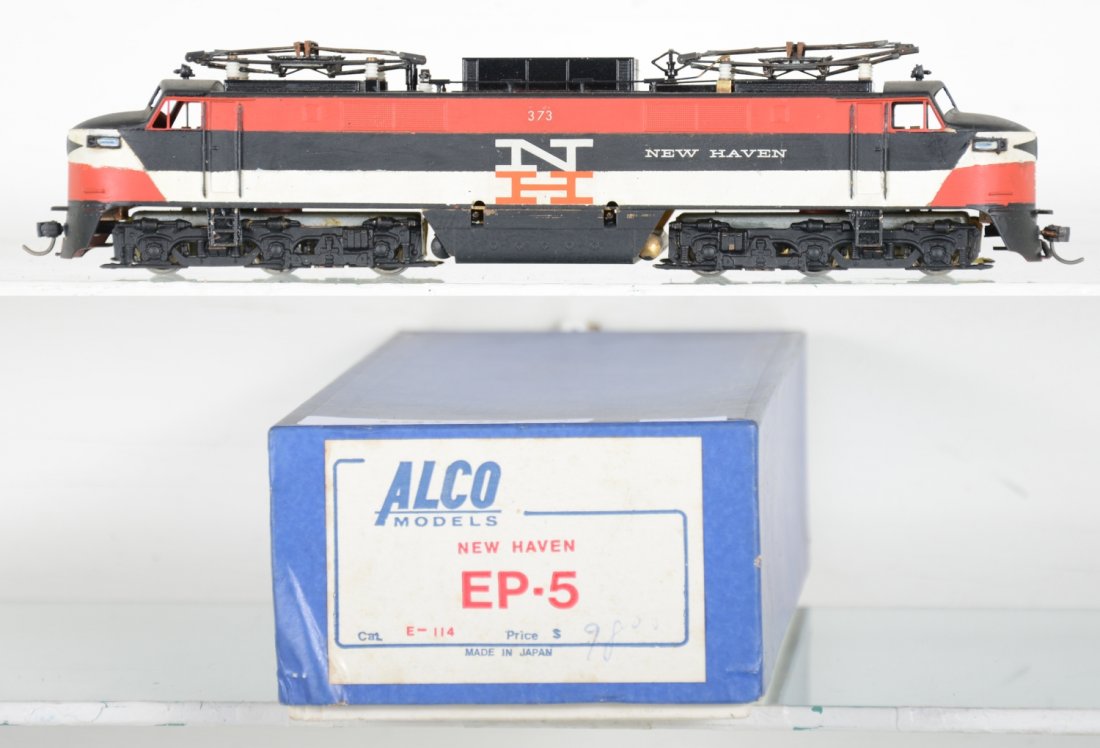 Alco Brass NH EP-5 Electric #373: Hobbyist decorated, Worn foam insert, HO Gauge. Excellent, Light to moderate run-time, Signs of handling, Very minor paint flaws, may have minor decal wear, but presentable. Dusty from display with or