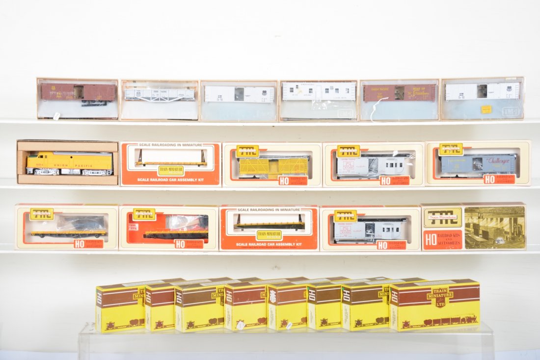TMI HO UP Diesel Freight Set: Includes an FA-1 Powered diesel with 24 assorted freight car kits with cranes, boxcars, blacksmith cars, flat cars gondolas, cabooses, etc, all new in boxes, C10