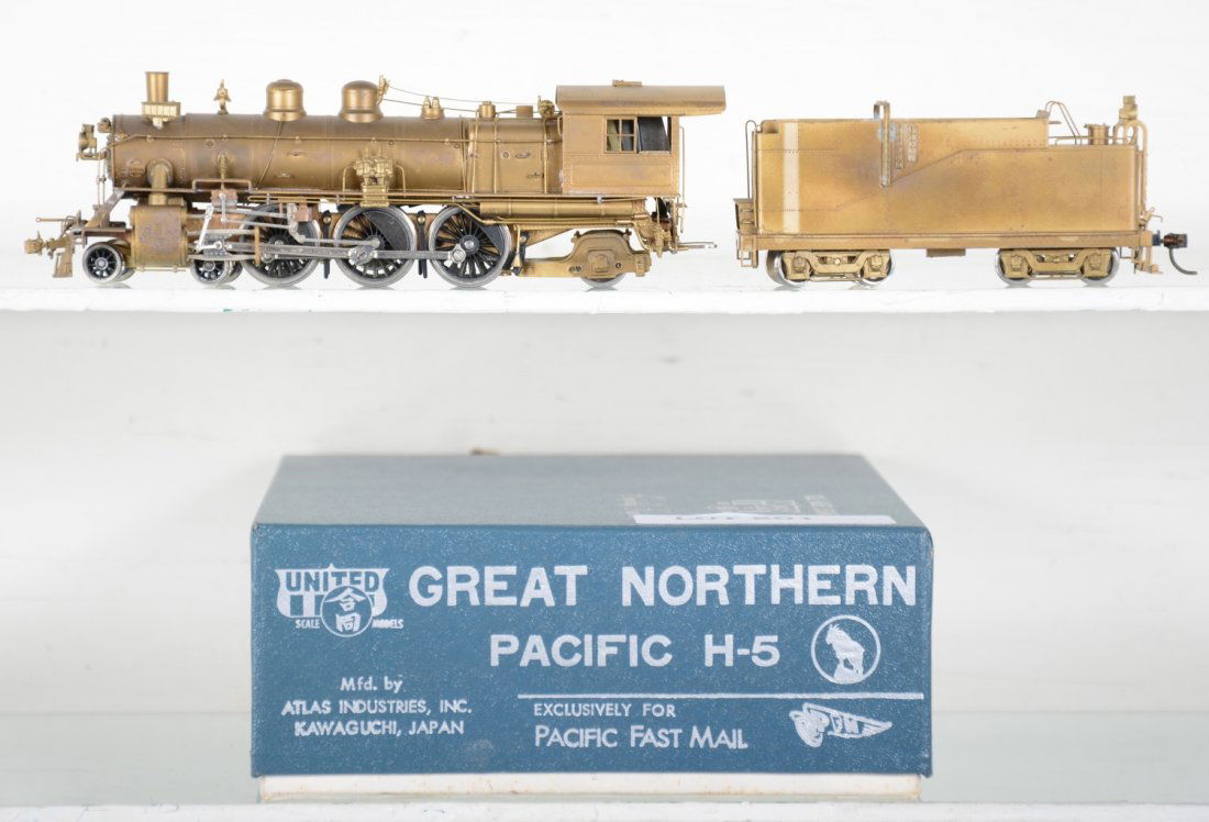 PFM/Atlas Brass GN 4-6-2 Pacific H-5 Locomotive: Great Northern. HO Gauge. Like New, test or very light signs of operation, may have light dust from display, light signs of handling, may have some tarnishing to finish. Original box, C9