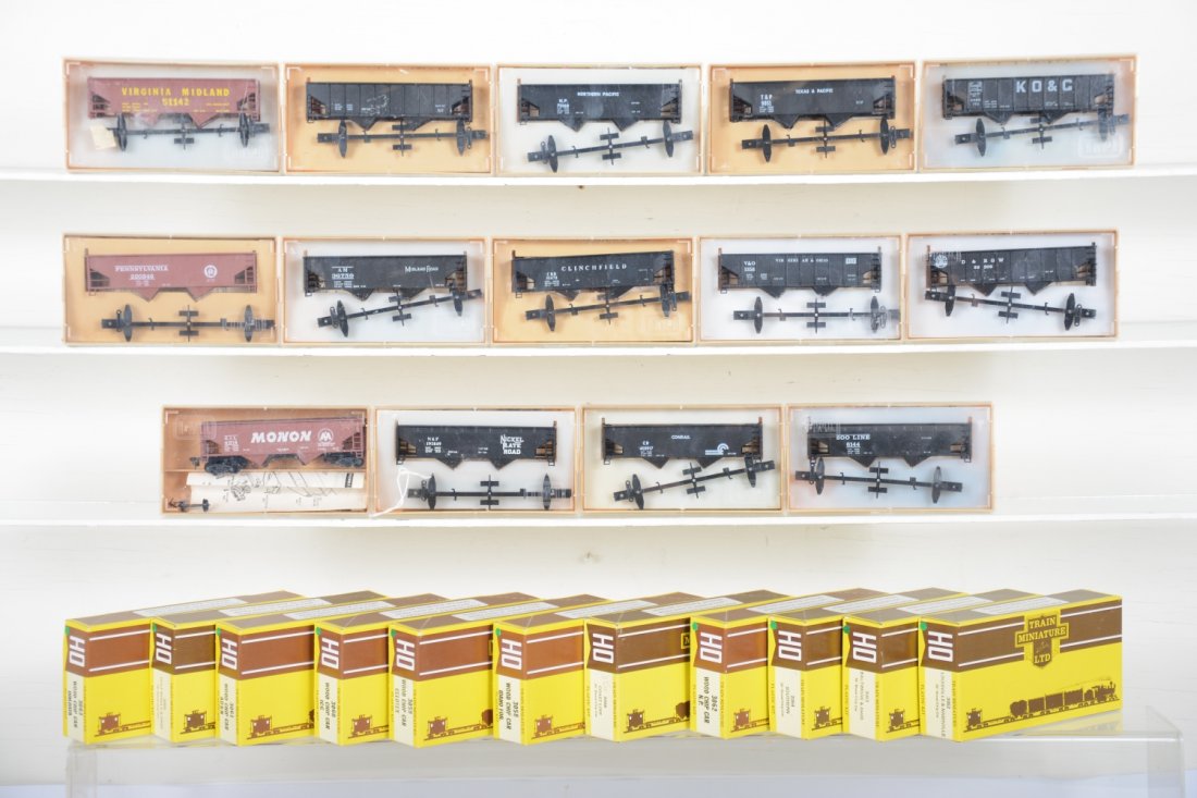 24+ TMI HO Hopper Kits: All different road names, both braced and smooth side examples, all new in 2 different style early & L:ate boxes, C10