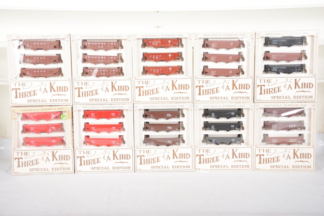 10 TMI HO 3-Pack Hopper Car Kits: Includes Soo Line, 2 different MKT; Lehigh Valley, Boston & Albany; PRR; Southeastern; Grand Trunk; Missouri Pacific, Maine Central, all sealed in display boxes, C10