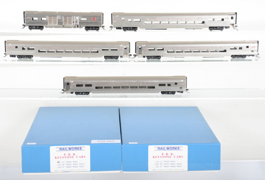 Rail Works Brass PRR Keystone Cars: Includes 9600-9601 RPO & coach set; 9602, 03 & 04 coaches. HO Gauge. Excellent, Light to moderate run-time, Signs of handling, Very minor paint flaws, may have minor decal wear, but presentable. Dusty