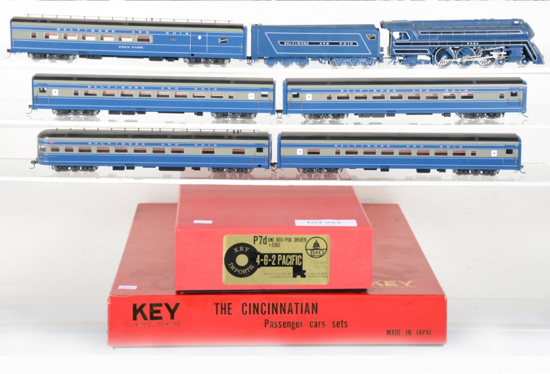 Key/ Samhongsa Brass B&O The Cincinnatian Set: Includes the streamline P7d 4-6-2 loco #5303 with matching 5 car passenger set. All Factory painted. HO Gauge. Like New, test or very light signs of operation, may have light dust from display, light 