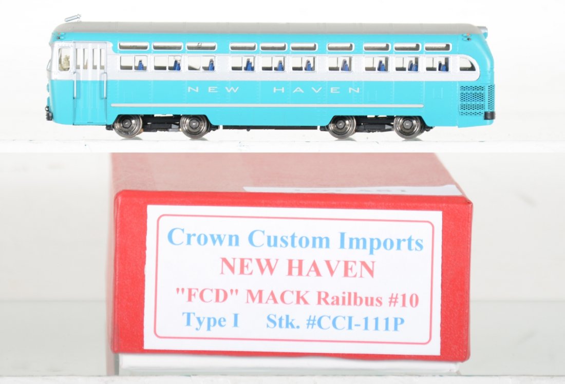 Crown custom Brass NH FDC Mac Railbus #10: Factory painted. HO Gauge. Like New, test or very light signs of operation, may have light dust from display, light signs of handling, may have some tarnishing to finish. Original box, C9