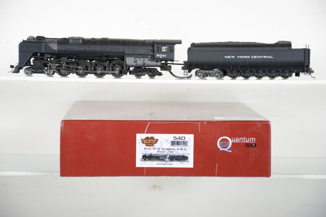 Broadway Ltd 540 NYC Niagra S-1b 4-8-4 #6001: Equipped with DC/DCC & Sound. It shows light runtime with C9 body with box.