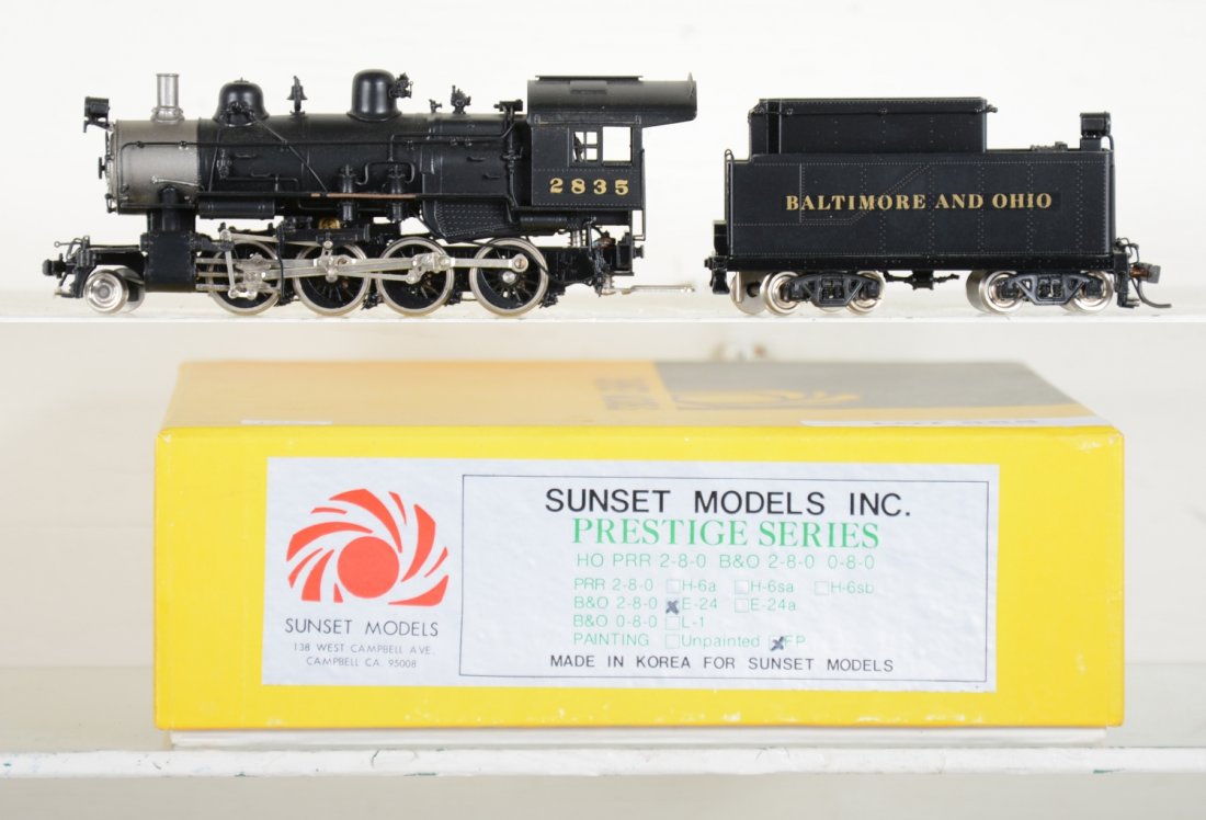 Sunset Brass B&O 2-8-0 Loco: Cab 2835. Factory painted then decaled. Like New, test or very light signs of operation, may have light dust from display, light signs of handling, may have some tarnishing to finish. Original box, C9