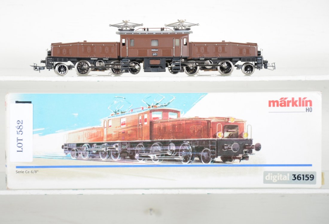 Marklin HO 36159 Digital Crocodile Electric: 3-rail Ce 6/8 2-6+6-2 articulated. It shows light playwear with box, C8