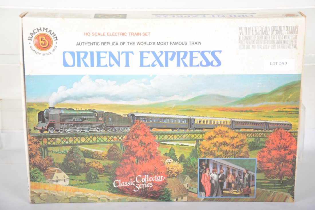 Bachmann HO 40-0185 Orient Express Set: Nice 5pc set with track & transformer, unrun with display box, C10