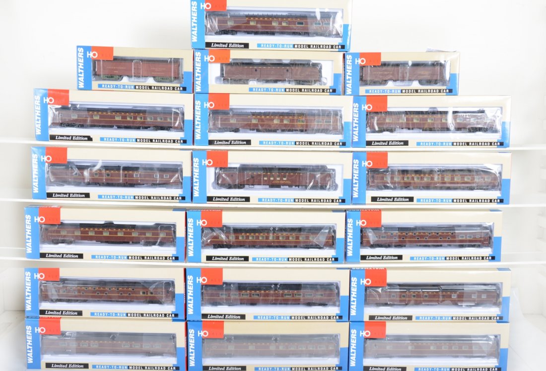 Large Walthers HO PRR Broadway Ltd Passenger Cars Set: Includes 2 different express reefers plus 17 matching passenger cars all with interiors, all new in boxes, C10