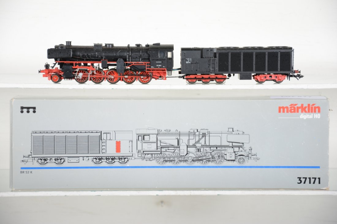 Marklin HO 37171 DB Steam Loco with Condenser Tender: Nice BR 52 K -32cm 2-10-0 loco. Digital, showing light playwear with box, C8-9