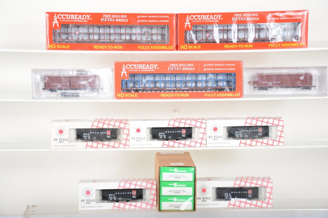 HO Freight Car Lot: Includes 3 Accuready auto-racks; 5 Stewart hoppers; 3pc Bowser 55462 PRR boxcar 3-pk; Broadway Ltd PRR Stock car with Sounds; PRR stock car with Hog sounds. All appear like new with boxes, but may hav