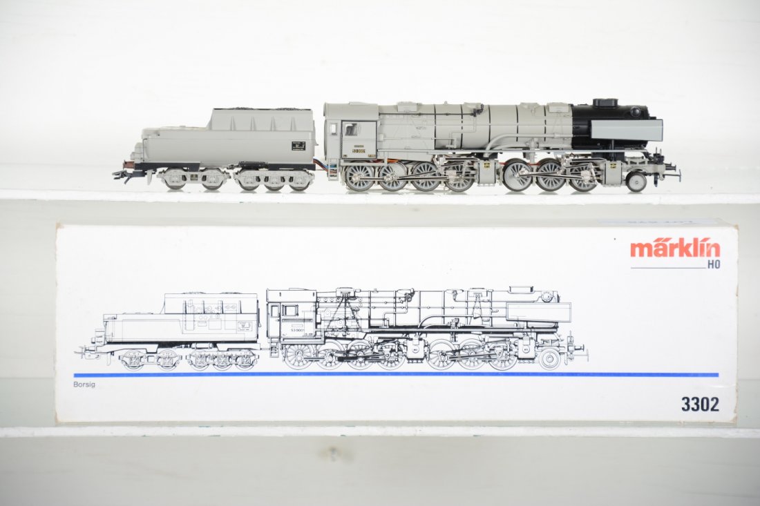 Marklin HO 3302 Digital Borsig: Nice 2-6-8-0 articulated steam loco. It shows light runtime with C9 body & box.