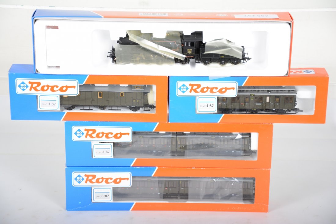 ROCO HO Steam Passenger Set: 2-rail. Includes a 43335 Swiss 22cm C 5/5 2978 2-8-0 digital steam loco with passenger cars, all new in boxes, C10