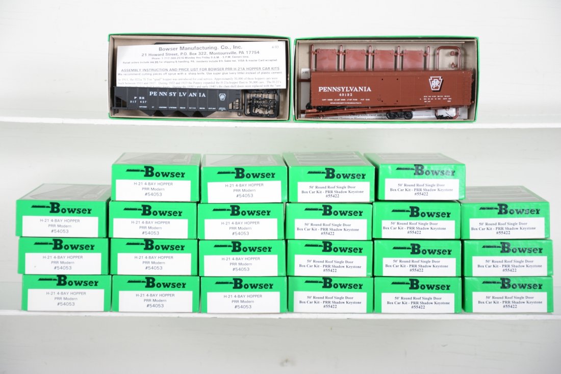 2 Cases Bowser HO PRR Freight Car Kits: Includes 12-pk 55452 PRR boxcars; 12-pk 55019 H-21A hoppers, factory fresh, C10