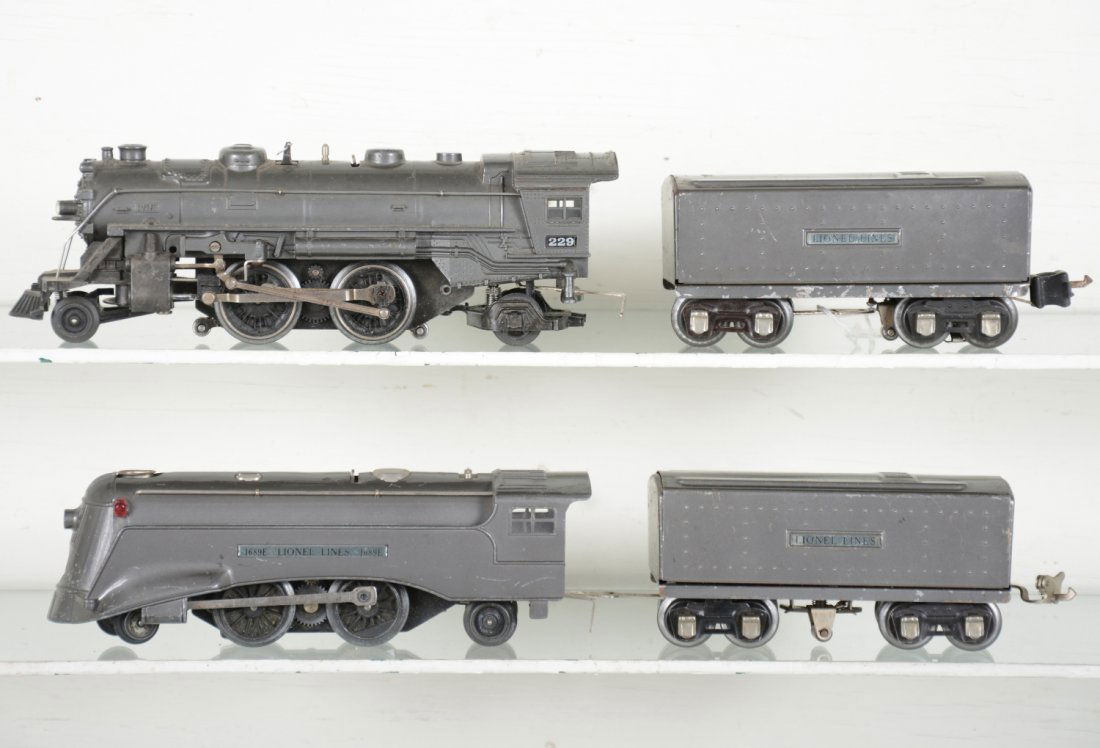 Lionel 229 & 1689 Gunmetal Steam Locomotives: Includes the 1689 Lionel Jr Vanderbilt loco with 1936 1689W tender; 229 O gauge 2-4-2 with 2689W tender, both are clean & shiny, showing Light to moderate playwear, C6-7