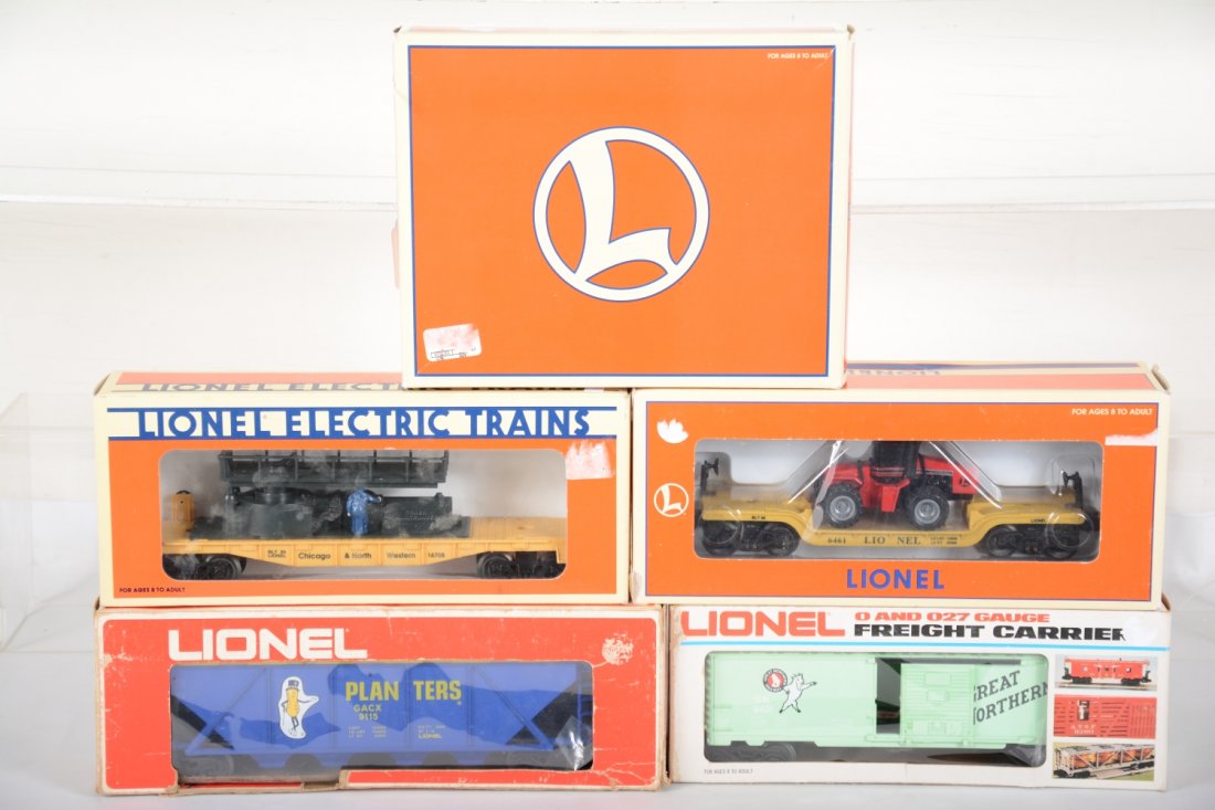 Modern Trains Group: Includes a 16708 C&NT maintenance car; 16957 flat with Case tractor; 9401 GN boxcar; 9115 Planters reefer; 12774 loading station. All show light runtime with boxes, C9