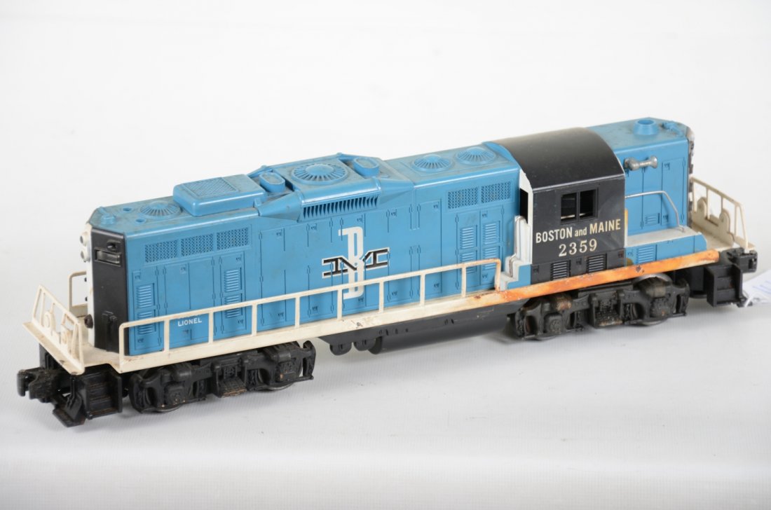 Lionel 2359 B&M GP9 Diesel: Tougher diesel, but while the cab is fairly nice, it has battery staining on frame. We don’t see much corrosion, so much may clean off. Cab C6