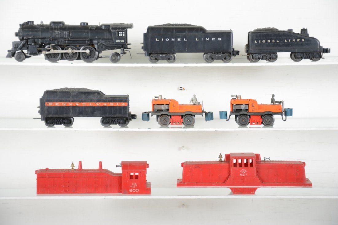 Lionel Lot: Includes 2 #50 Gang cars; 627 shell only; 600 shell only, hairline crack; 2018 loco; 1130T tender; 1625T tender; 249T PRR tender. All show moderate playwear, C5-7, so examine photos closely.