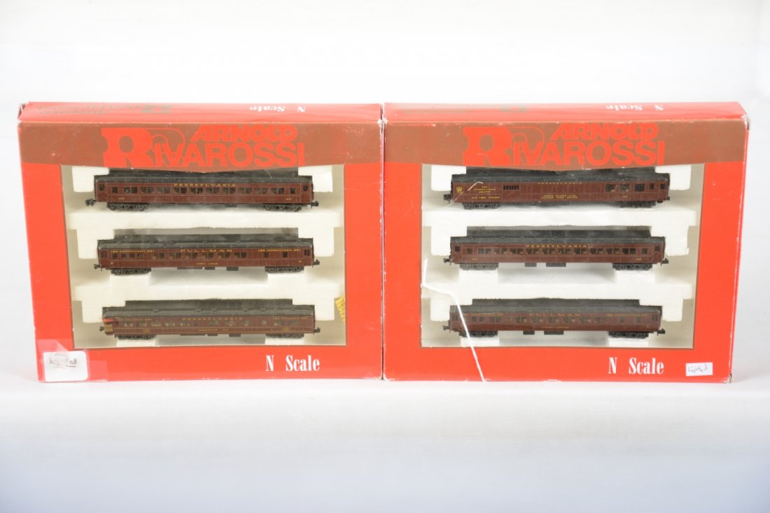 Arnold RivaRossi N Gauge PRR Passenger Cars: Includes 0523 & 0525 3-car sets of illuminated steel side passenger cars with interiors. They appear new in boxes, C10