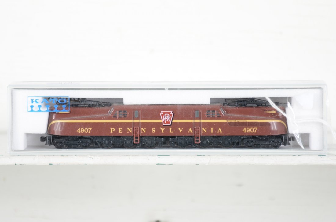 Kato N Gauge 137-2013 PRR GG1 Electric: Cab 4907. It is new in box, C10