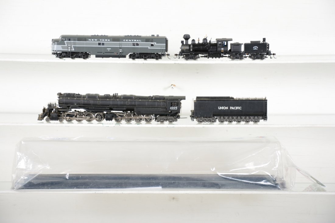 HO Locomotives with Case: Includes a RivaRossi UP Big boy with mint display case; LL Proto 2000 NYC E7 diesel; Bachmann Spectrum 3-truck Shay. Locos are dusty from display, but show light runtime, C8-9
