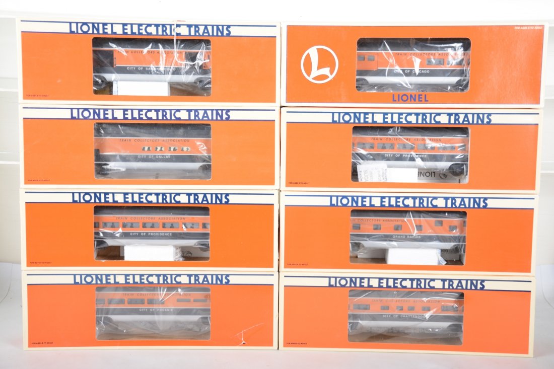 Lionel TCA Passenger Cars: Nice smooth side aluminum set with 52155 baggage; 52250 combine; 52106 diner; 52191 duplex; 2 #52143 coaches; 52085 full vista-dome; 52220 vista-dome. All appear new in boxes, C10