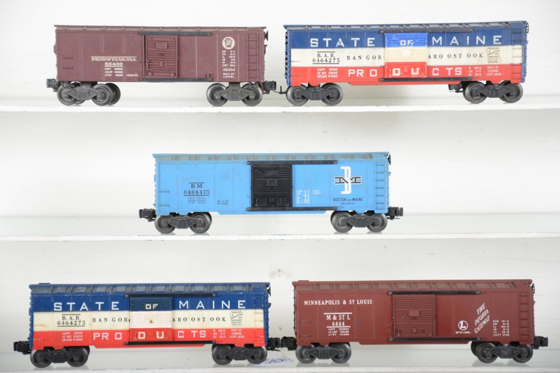 Lionel Boxcars: Includes 2 #6464-275, both Type IIA grooved, 1 broken coupler, but replacement included; 6464-475 B&M, type IIB; 6464-50 M&StL, type I; 6454 PRR. All need a good cleaning, but only show light to moder