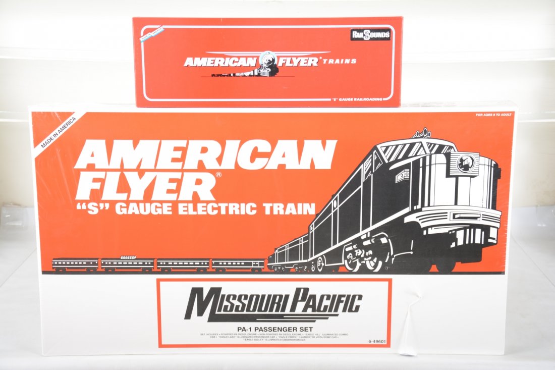 Lionel American Flyer 49601 MP Passenger Set: S Gauge. Includes the sealed set with AA PA Alcos and 4 matching passenger cars, plus the 48118 B-Unit with RailSounds. They are factory fresh, C10. (see next lot for add-on cars)