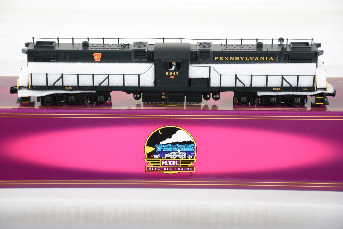 MTH Premier 20-2302-1 PRR Transfer Diesel: 054. Nice dual motor diesel woth ProtoSounds 2.0 with Freight statioon yard ProtoEffects and more! It is mint with box, C10