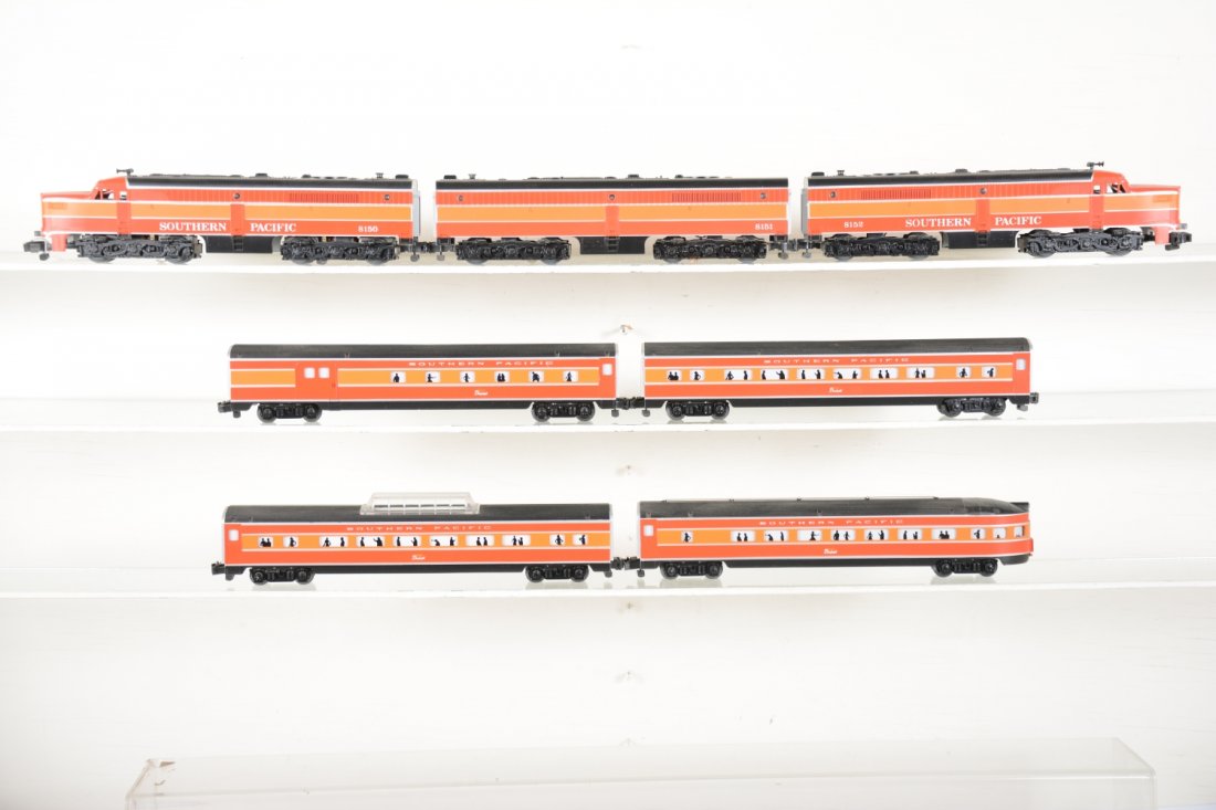 Lionel American Flyer SP Daylight Passenger Set: S Gauge. Includes 8150 & 8151 SP PA Alco ABA diesels; 9500 combine; 9501 coach; 9502 vista dome; 9503 observation. They have been test run with C9+ bodies with slightly worn boxes.