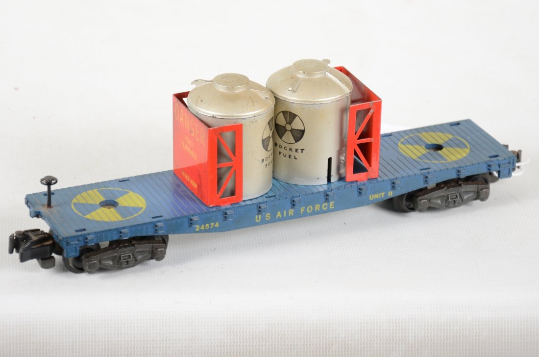American Flyer 24574 US Air Force Canister Flat: S Gauge. Clean & original with 2 canisters and bulkheads. It shows light playwear, C8